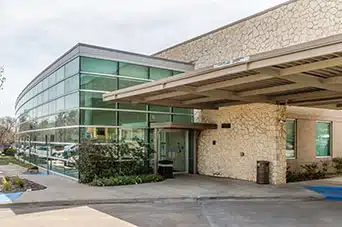 RAYUS Radiology diagnostic imaging center in 1750 N. Hampton Rd., DeSoto, TX 75115